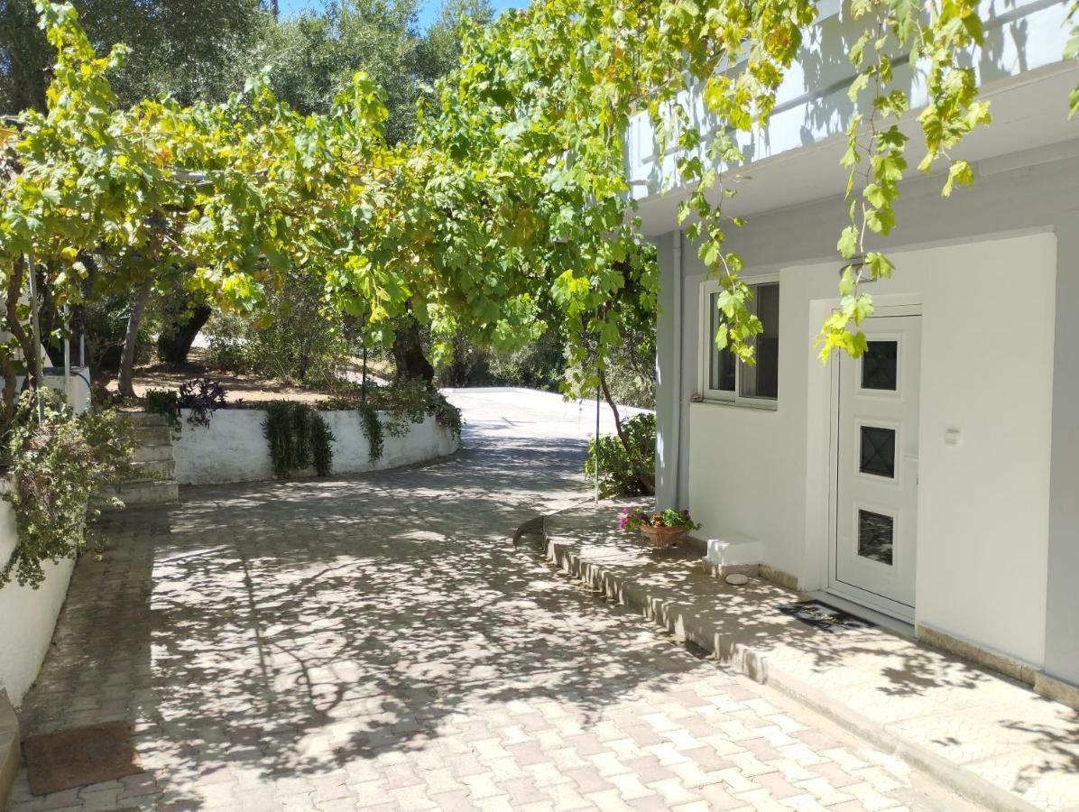 Alexander Apartments Spartià Exterior photo
